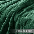 thumbnail image 3 of Exclusivo Mezcla King Size Flannel Fleece Blanket, Super Soft Warm Lightweight Checkered Pattern Blanket for All Seasons, Forest Green, 90"x104", 3 of 8