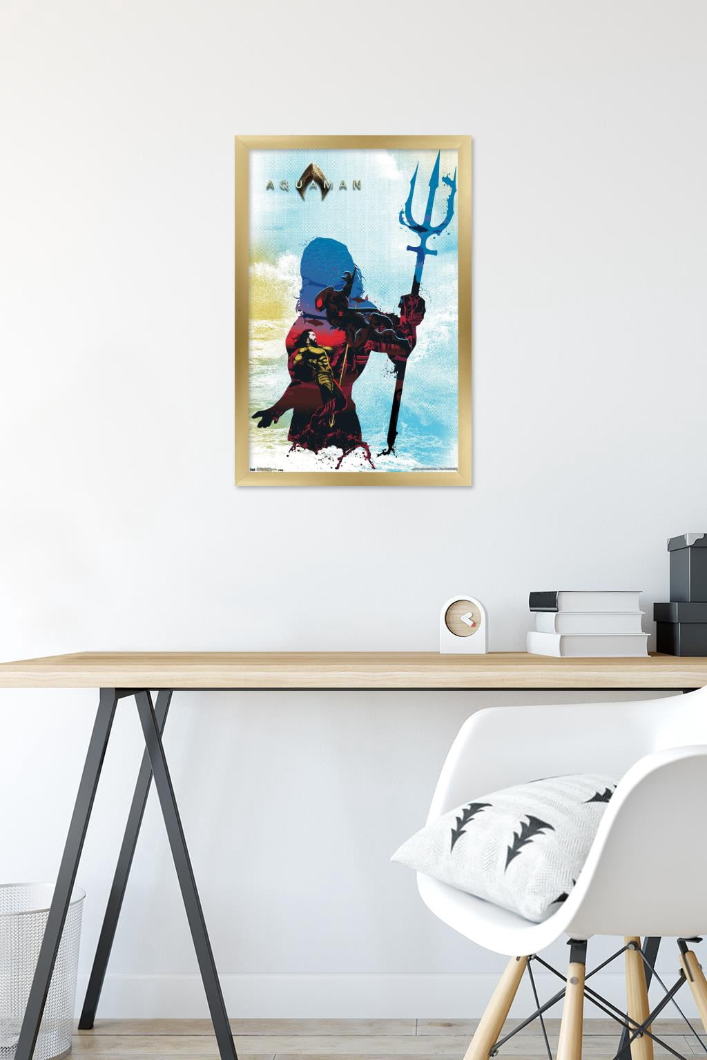 DC Comics Movie - Aquaman - Arthur Silhouette Wall Poster, 14.725" x 22.375", Framed