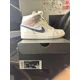 thumbnail image 5 of Size 9 - Jo r-dan 1 Mid Paris 2022, 5 of 5