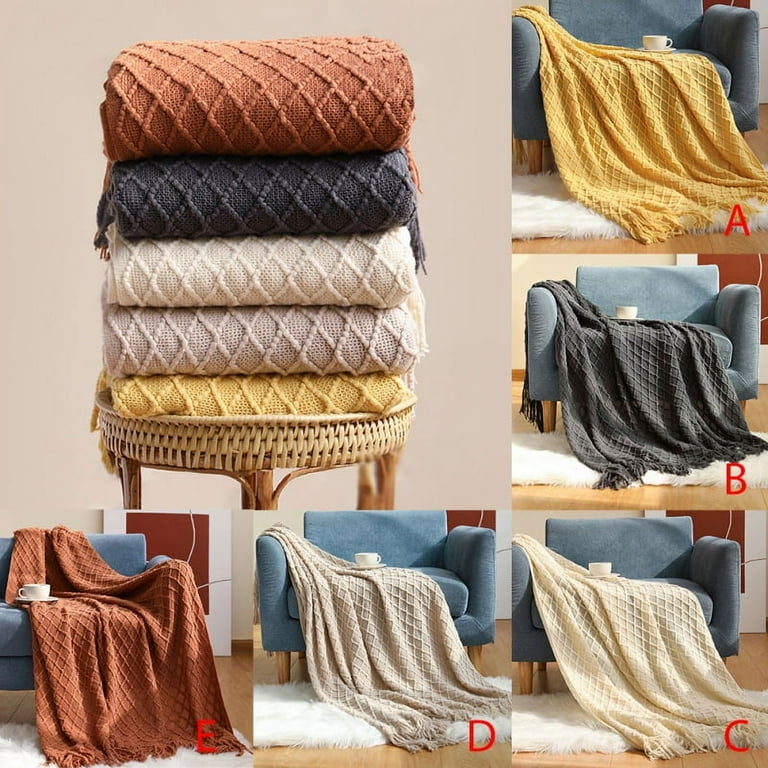 Knitted blanket with 2025 tassels