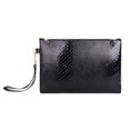 thumbnail image 1 of Bolso tipo sobre con estampado de serpiente de cuero a la moda para mujer, bolsos de pulsera informales (negro) Tmvgtek Oficina Multiescena Multifunción, 1 of 9