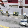thumbnail image 5 of 1:64 Figuras de resina Muñecas Personaje Miniatura Diseño de calle Diorama Maleta negra Zulema Figura de personas de modelos en miniatura, 5 of 5