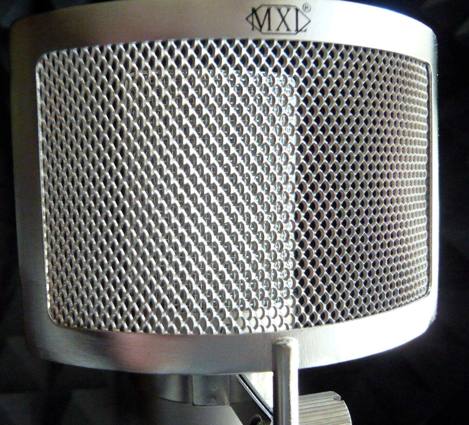 VO: 1-A-PF Metal Mesh Pop Filter