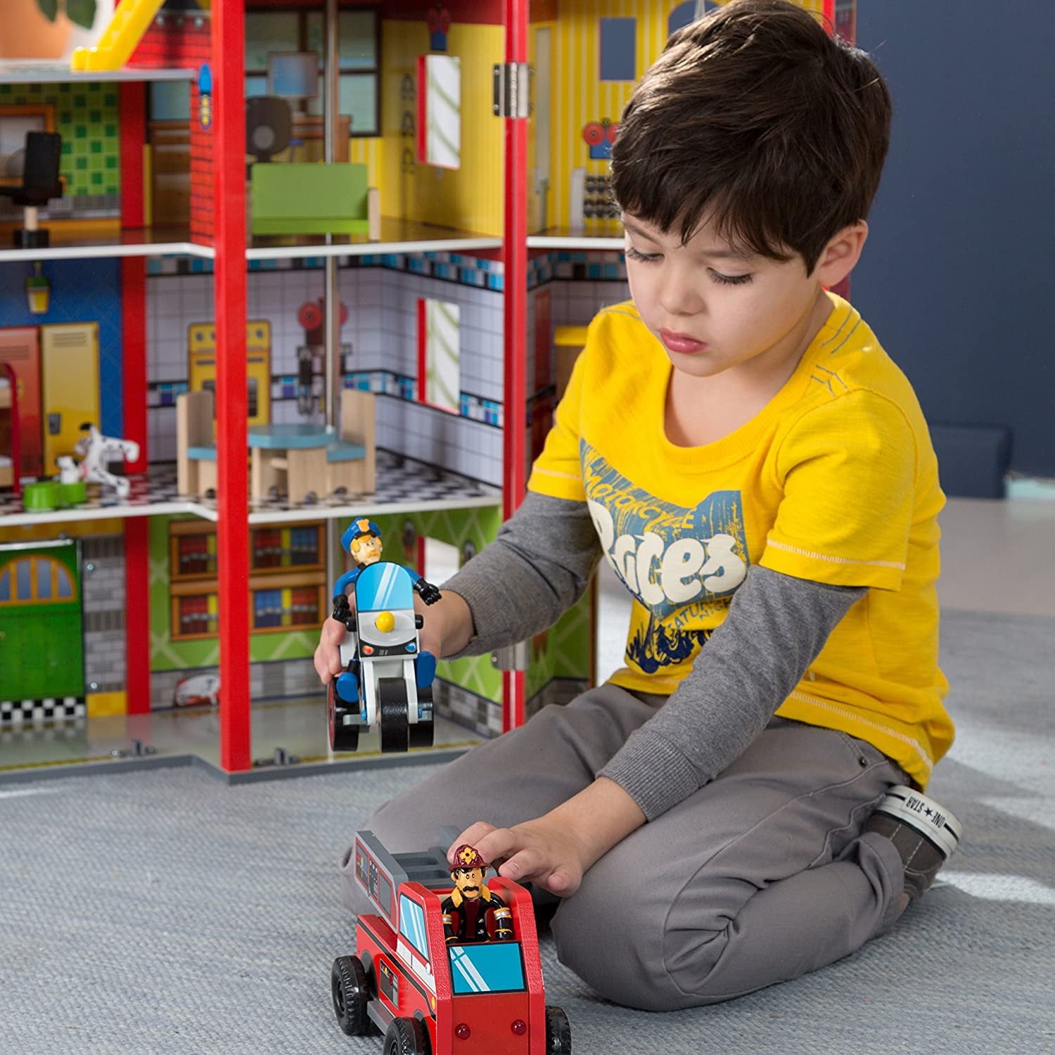 Kidkraft heroes playset hotsell