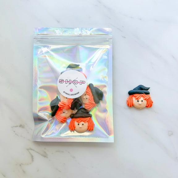FRIENDLY WITCH EDIBLE DECORATIONS