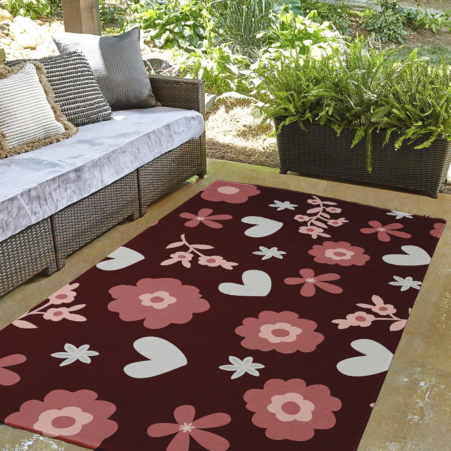 Simply Daisy 3' x 5' Red Flowery Love Valentines Chenille Indoor/Outdoor Rug