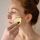 thumbnail image 5 of Juego de 4 esponjas de maquillaje con forma de fruta, suaves, para usar en seco y húmedo, para base, corrector y polvos, 5 of 7