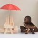 thumbnail image 4 of Alimentador de ardillas de ayuda de cocina, alimentador de ardillas de madera para exteriores, mesa de comedor para mascotas con banco, mesa de alimentación con soporte de maíz, 4 of 5