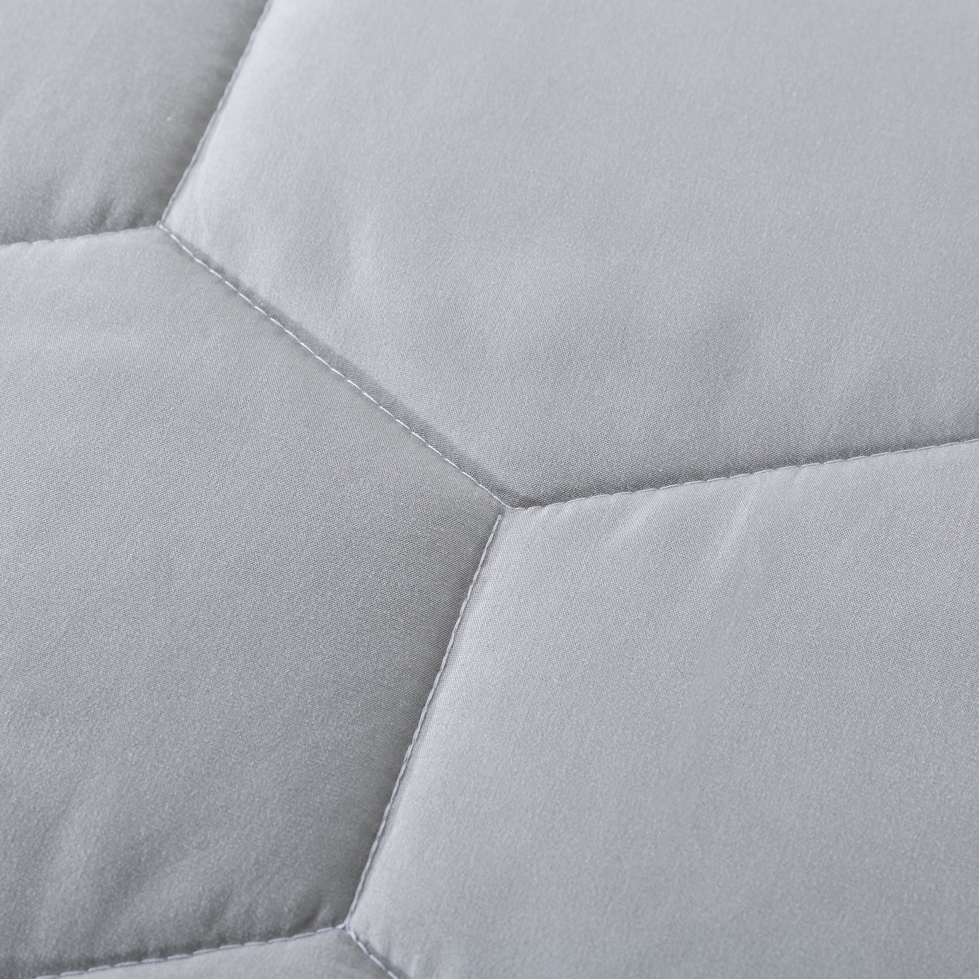 Honeycomb Down Alternative Blanket - Neutral Gray/Bright White - Full/Queen