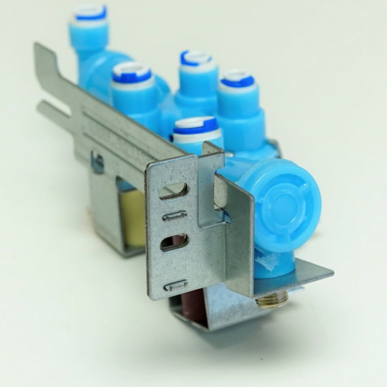 Refrigerator Water Inlet Valve For Frigidaire LGUB2642LE9 LGUB2642LF0 LGUB2642LF1 LGUB2642LF2 LGUB2642LF3 LGUB2642LF4 LGUB2642LF5 LGUB2642LF8 LGUB2642LF9 LGUB2642LP3 LGUB2642LP4 LGUB2642LP5