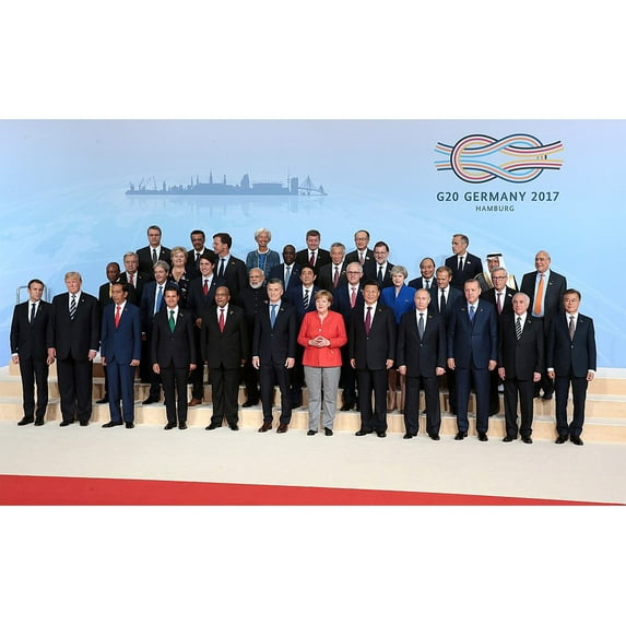 24x36 gallery poster, Prime Minister Lee Hsien Loong at the 2017 G20 meeting in Germany
