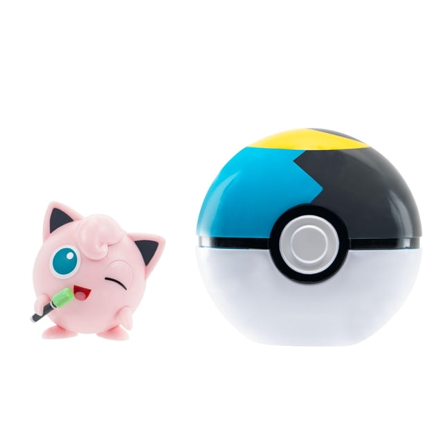 juguete pokémon clip n go jigglypuff con bola lunar para niños mayores de 4 años Multicolor: figura Jigglypuff de 2" guiñando un ojo y sosteniendo un micrófono verde, junto a una bola lunar tipo Pokéball bicolor (azul, negro y amarillo) con bisagra visible; diseño con clip para enganchar al cinturón, fondo blanco.