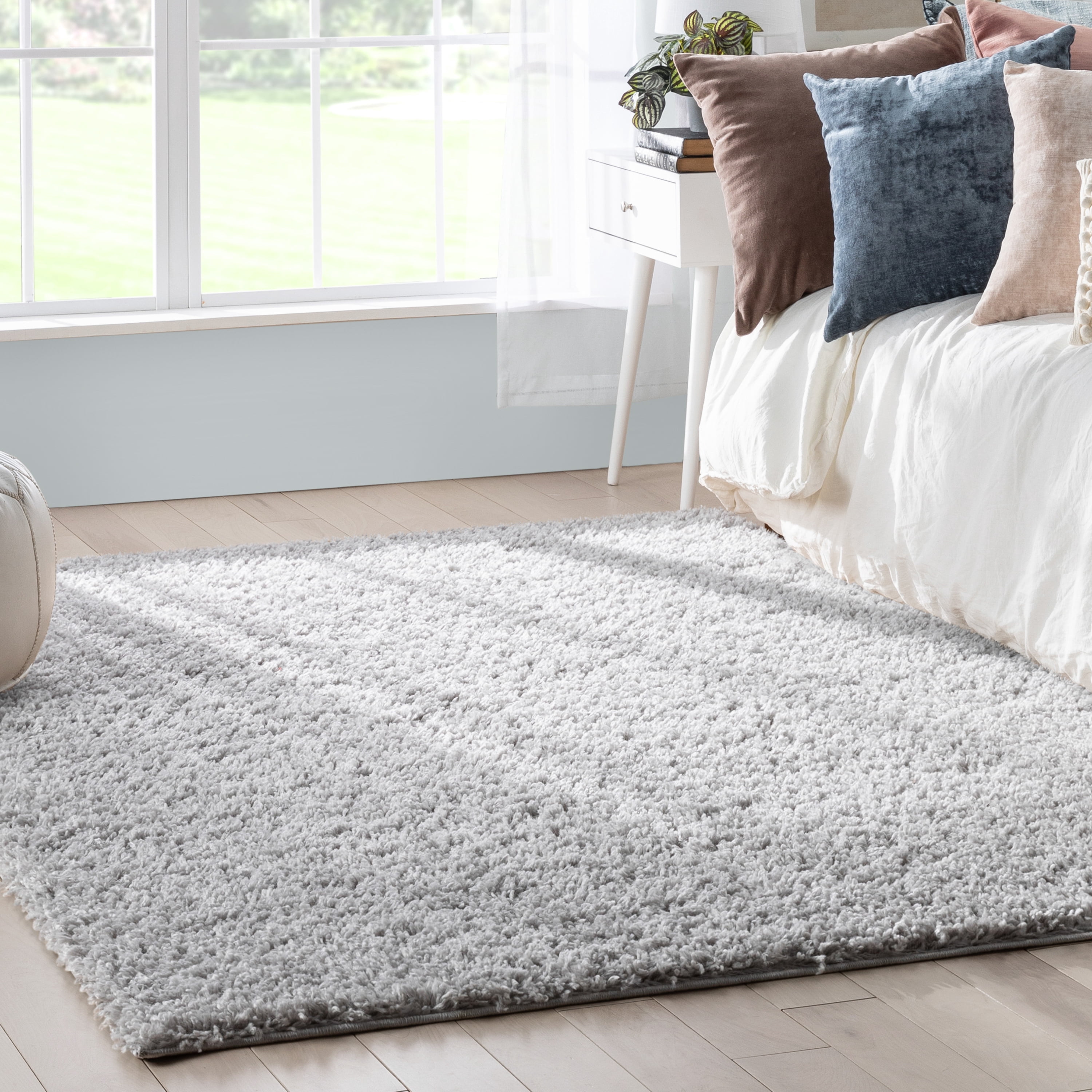 Well Woven Elle Basics Area Rug, 6.58' x 9.5', Soft Fluffy Shag Pile, Easy To Clean, Rug That Any Home Can Afford And They Look Good Everywhere