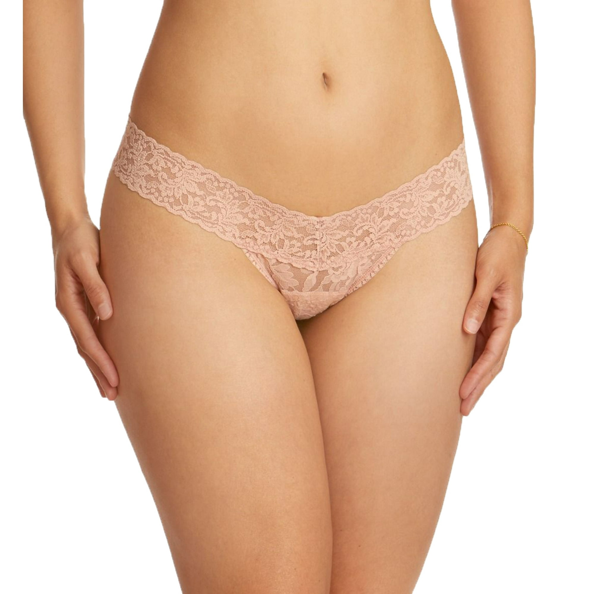 Hanky Panky Signature Lace Low Rise Thong (4911P),Seashell