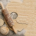 thumbnail image 3 of CAYU Christmas Flower Snowflake Pattern Rolling Pin Flower Gravure Laser sur Rouleau en Bois en Relief, 3 of 6