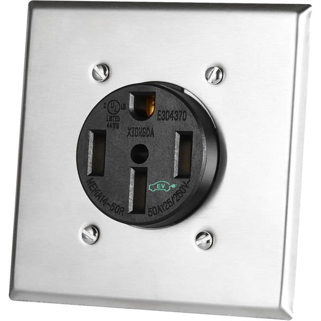 Toma de corriente de pared NEMA 14-50R de 50 amperios para carga de vehículos eléctricos y autocaravanas.