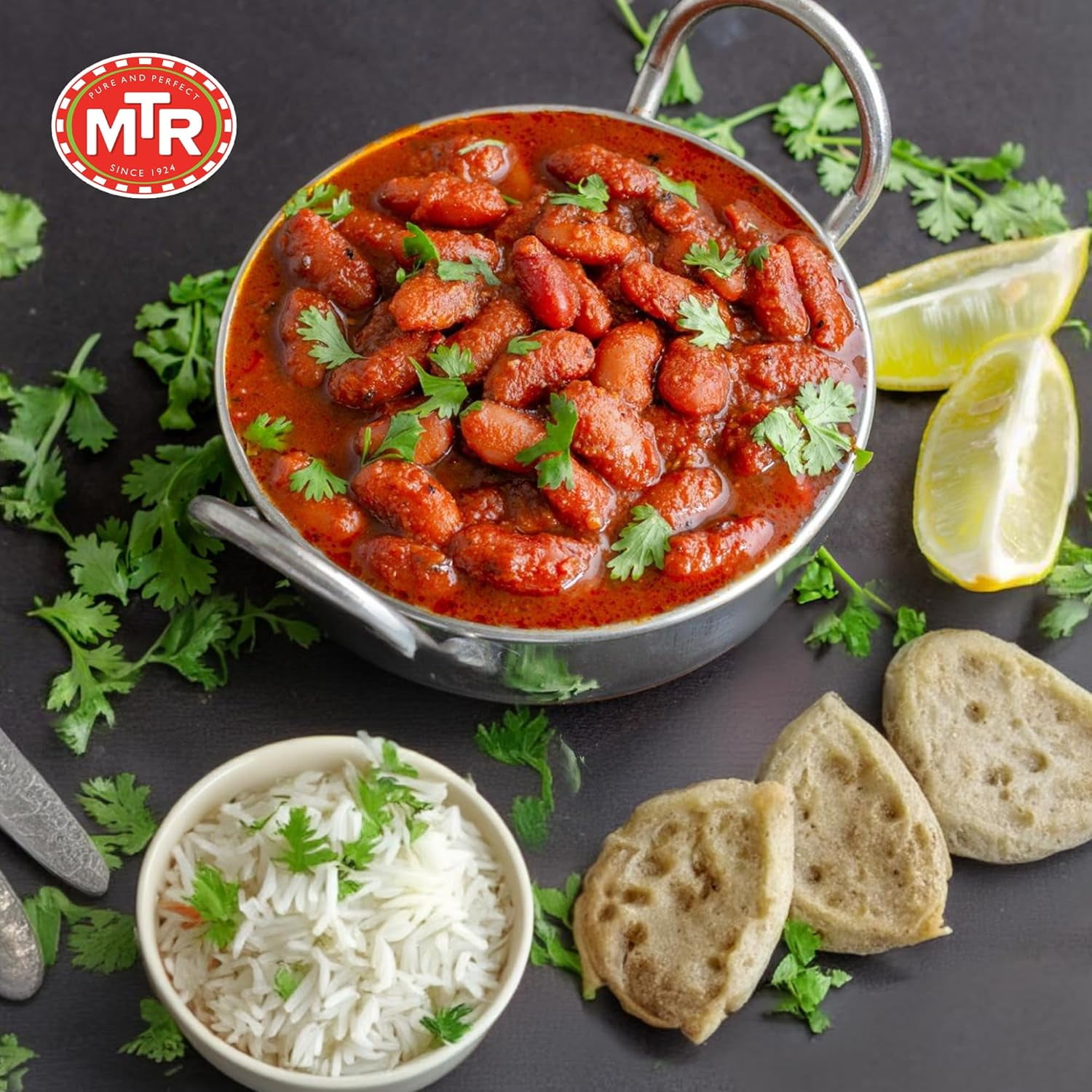MTR Rajma Masala - Red Kidney Beans in Spiced Gravy - Authentic Indian Ready-to-Eat Meal - No Added Preservatives - A Quick Meal Suitable for Vegetarians, Ready in Minutes! (300g, Pack of 6)