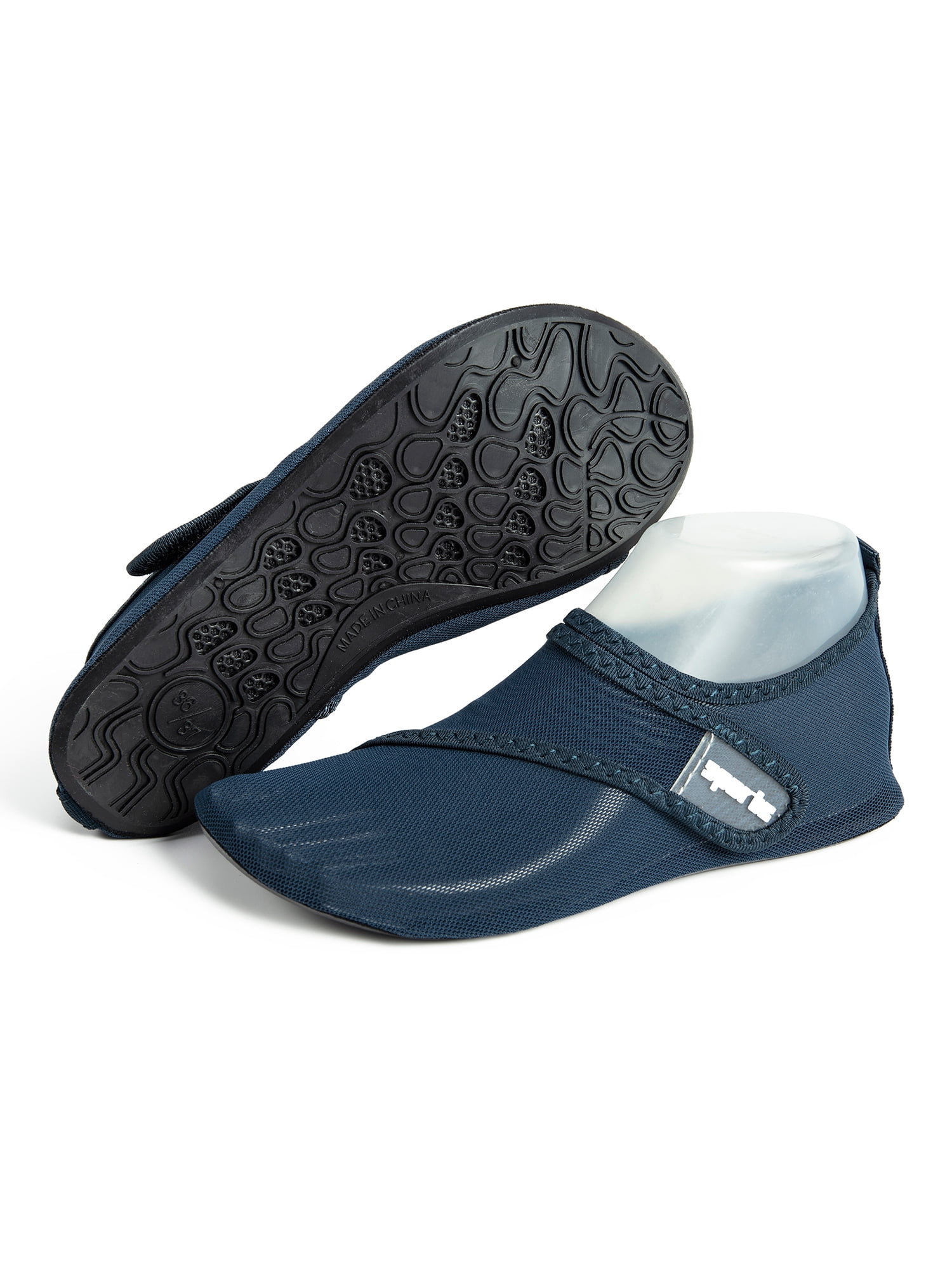 stylish pool shoes