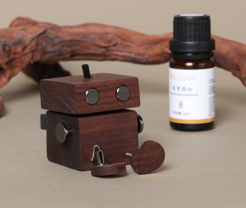 Leg-Shaking Wooden Robot Car Air Freshener - Black Walnut Vent Clip Decor, Flameless Aroma Diffuser for Car, Cute Gift Idea