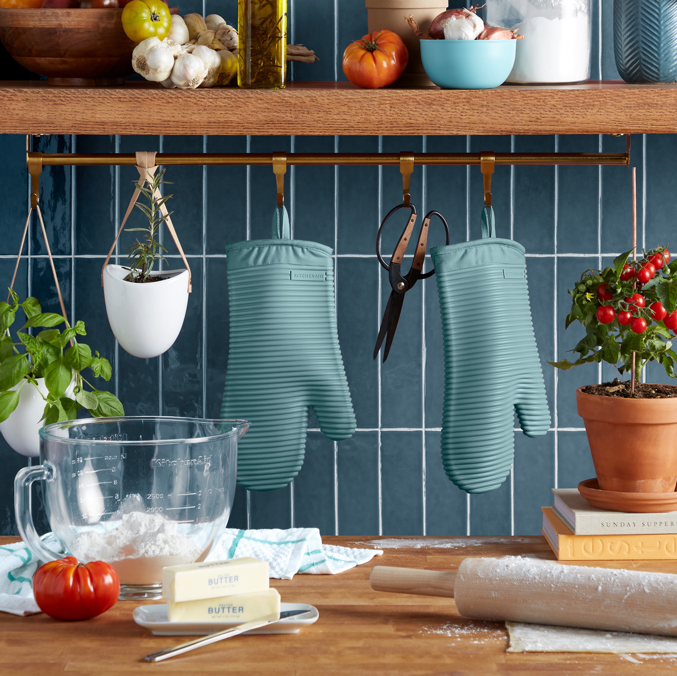 KitchenAid Ribbed Soft Silicone Oven Mitt 2-Pack Set, Mineral Water Aqua, 7.5"x13"