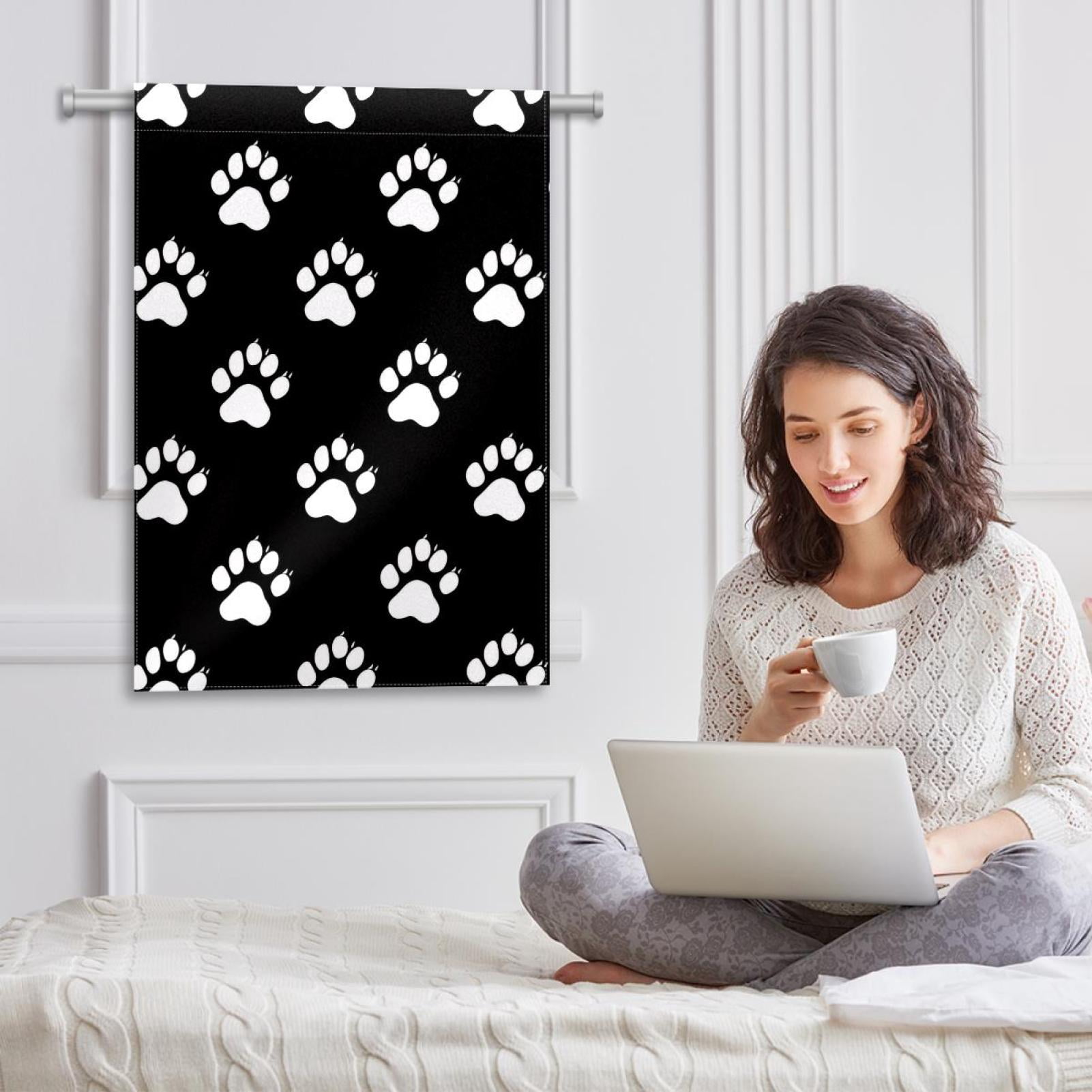 Welcome Animal Paws Black Background Garden Flag, Vertical Double Sided Small House Flag, Yard Farmhouse Outdoor Deck Veranda Lawn Decor 28x40 Inch