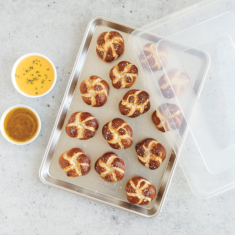 Nordic Ware Naturals 6 Piece Baking Sheet & Lid Set