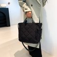 thumbnail image 4 of Bolso Mano Con Entramado Diamantes Hobo Acolchado Múltiples Bolsillos para Mujer, 4 of 9