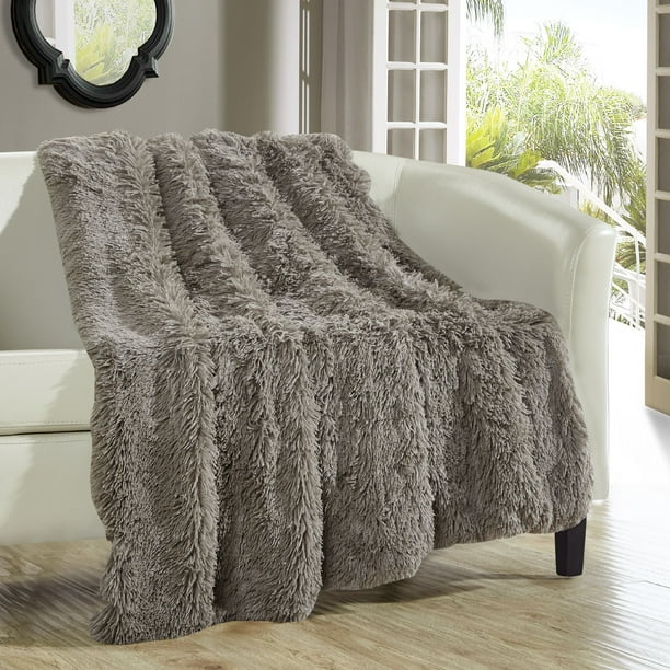 Chic Home 1Piece Juneau Faux Fur Ultra Plush Decorative