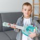 thumbnail image 1 of Ukelele de juguete para niños principiantes | Instrumento musical educativo de 4 cuerdas de nailon | Mini guitarra portátil y duradera para niños y niñas a partir de 3 años, 1 of 5