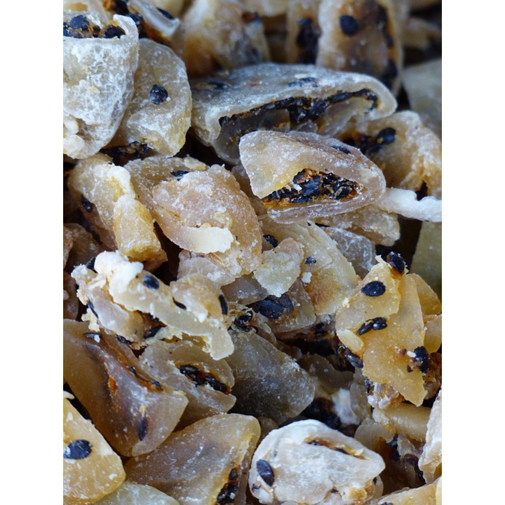 Dried Fruit Passiflora Edulis Dried Passion Fruit12 Inch BY 18 Inch