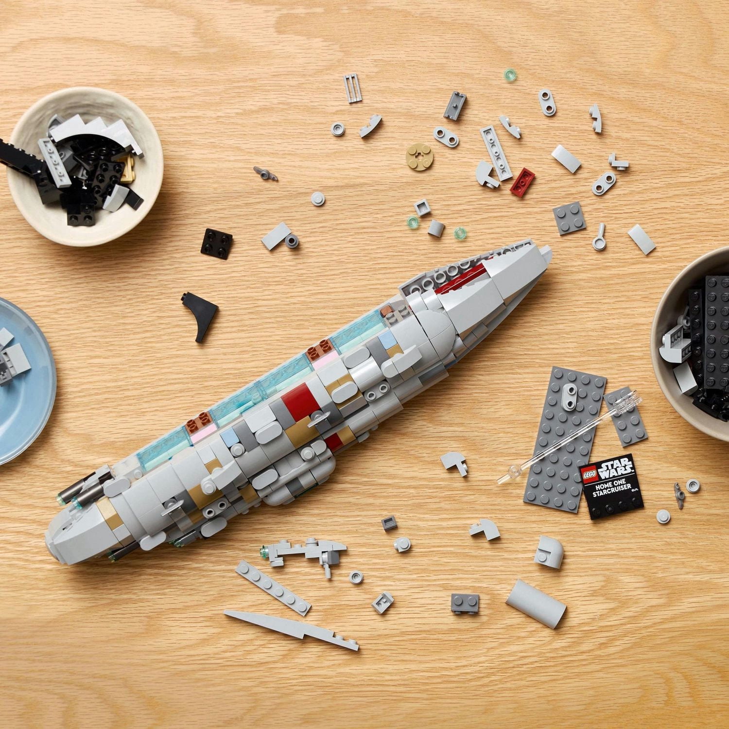 LEGO Star Wars Home One Starcruiser Building Set for Adults - Star Wars Collectibles Set With Display Stand - Building Kit With 559 Pieces - 75405