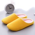 thumbnail image 1 of Zapatillas de felpa de invierno para mujer, chanclas mullidas con plataforma suave, zapatos planos informales para hombre, cómodos, concisos, antideslizantes, para dormitorio, 1 of 5