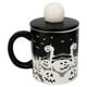 thumbnail image 3 of Taza Grande Cerámica con Tapa Esculpida en 3D, Diseño Jack Skellington, El Extraño Mundo de Jack, Capacidad 532 ml, Negro, 3 of 4