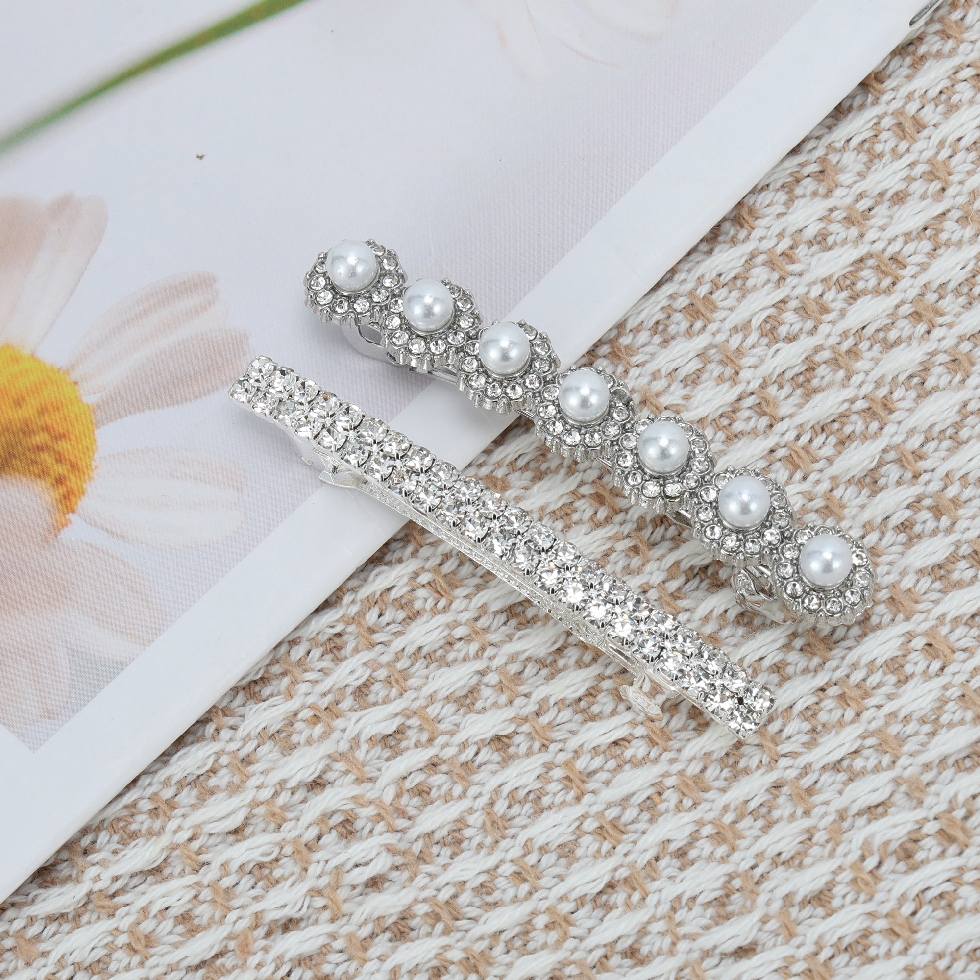 Unique Bargains 2Pcs Grace Crystal Set Style Hair Barrettes Silver Tone
