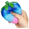 thumbnail image 3 of Galaxy Strawberry Scented Squishy, 9x13cm, para juguetes infantiles, regalos para fiestas y alivio de la ansiedad., 3 of 7