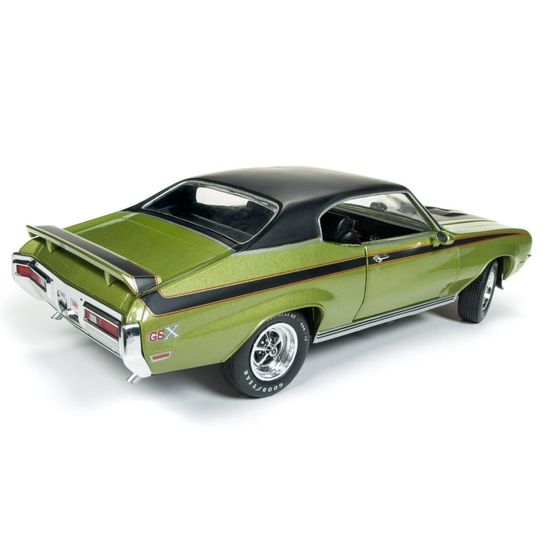 Autoworld AMM1117 1-18 1971 Buick Skylark GSX Hemmings Muscle