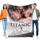 thumbnail image 1 of Titanic anti-pilling, suave, ligera, esponjosa y acogedora de lujo para hogar y cocina – Perfecta para niños y adultos, 100 x 150 cm, 1 of 6