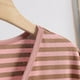 thumbnail image 4 of Pijama de manga corta para mujer, informal, holgado, a rayas, con cuello en V, de verano, fino, de poliéster, 4 of 8