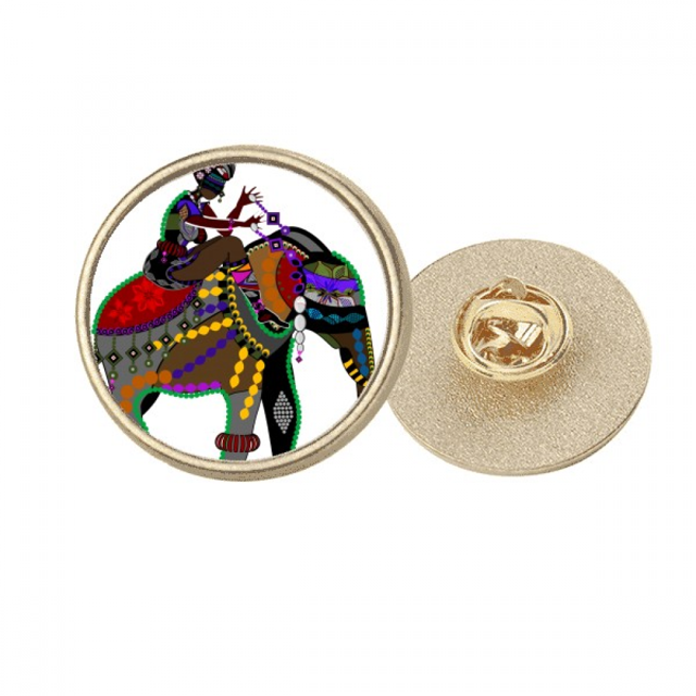 Elephant trekking China minoría dressing totem Broche de oro metálico circular