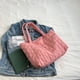 thumbnail image 3 of Btafrte Bolso Hombro para Mujer Otoño Invierno Bolso Acolchado Con Asa Superior Con Patrón Rombos (rosa), 3 of 9