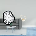 thumbnail image 2 of Reloj de pared con números , reloj electrónico de lujo con diseño distorsionado, figura de escritorio con forma de corazón, escultura elaborada, 2 of 8