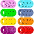 thumbnail image 1 of Juego de 40 separadores de armario redondos de plástico de colores en 8 colores (colores aleatorios), preimpresos en 8 tamaños XXS a XXXL., 1 of 5