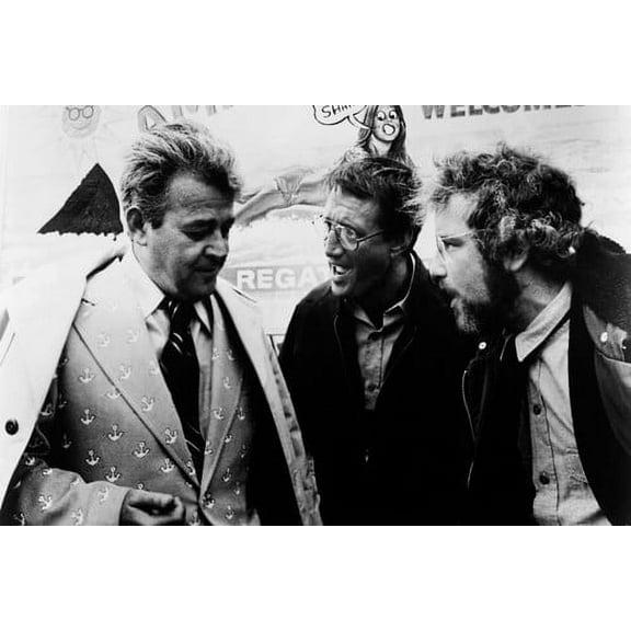 Richard Dreyfuss, Murray Hamilton and Roy Scheider in Jaws 24x36 Poster