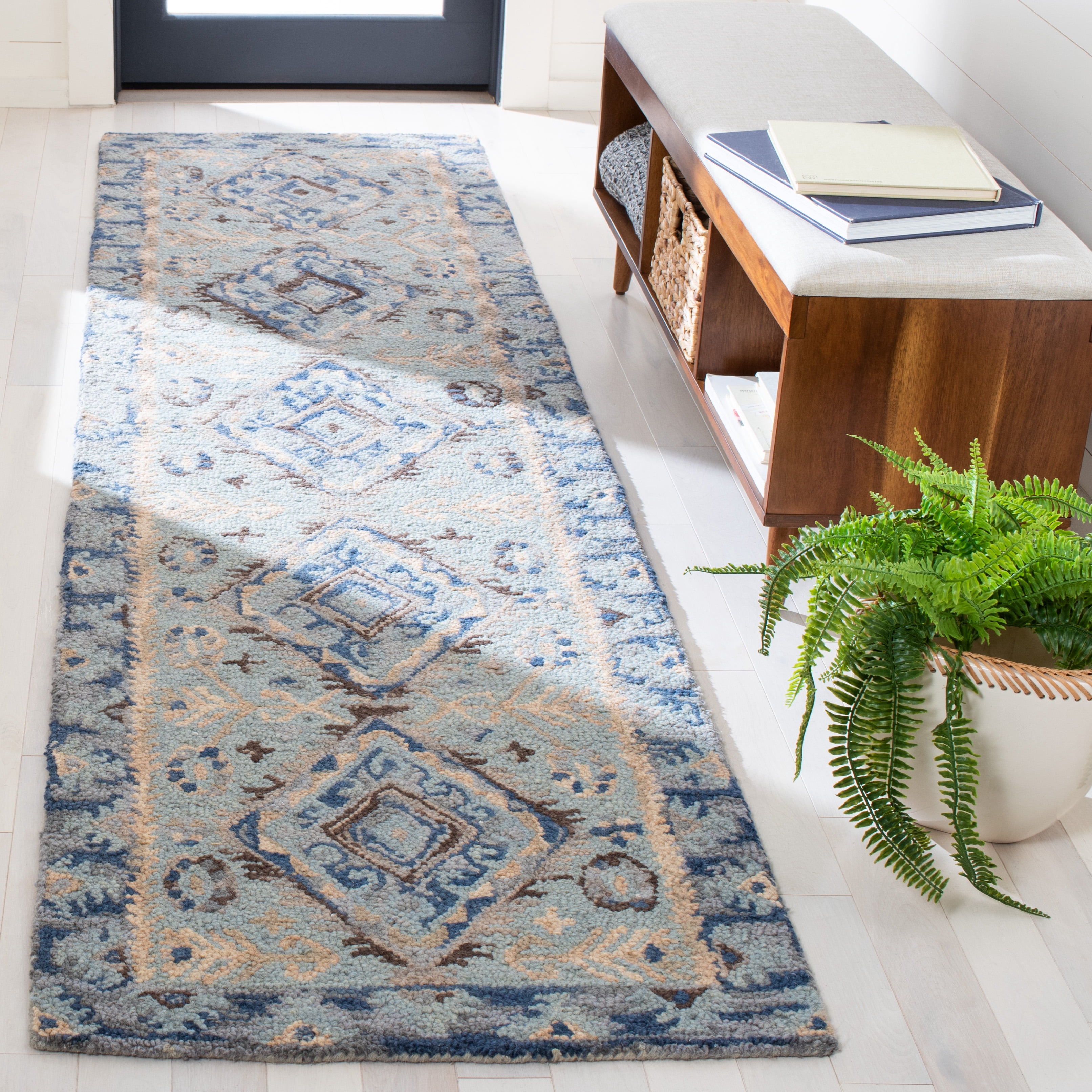 SAFAVIEH Aspen Briella Floral Wool Runner Rug, Blue/Beige, 2'3" x 11'