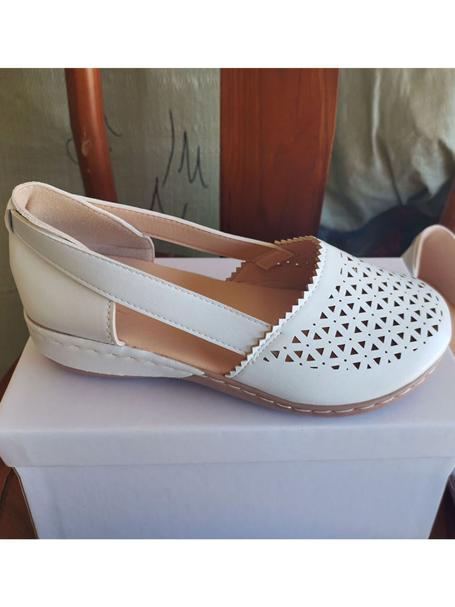 Crocowalk Summer Sandals for Women Comfortable Hollow Beathable Walking ...