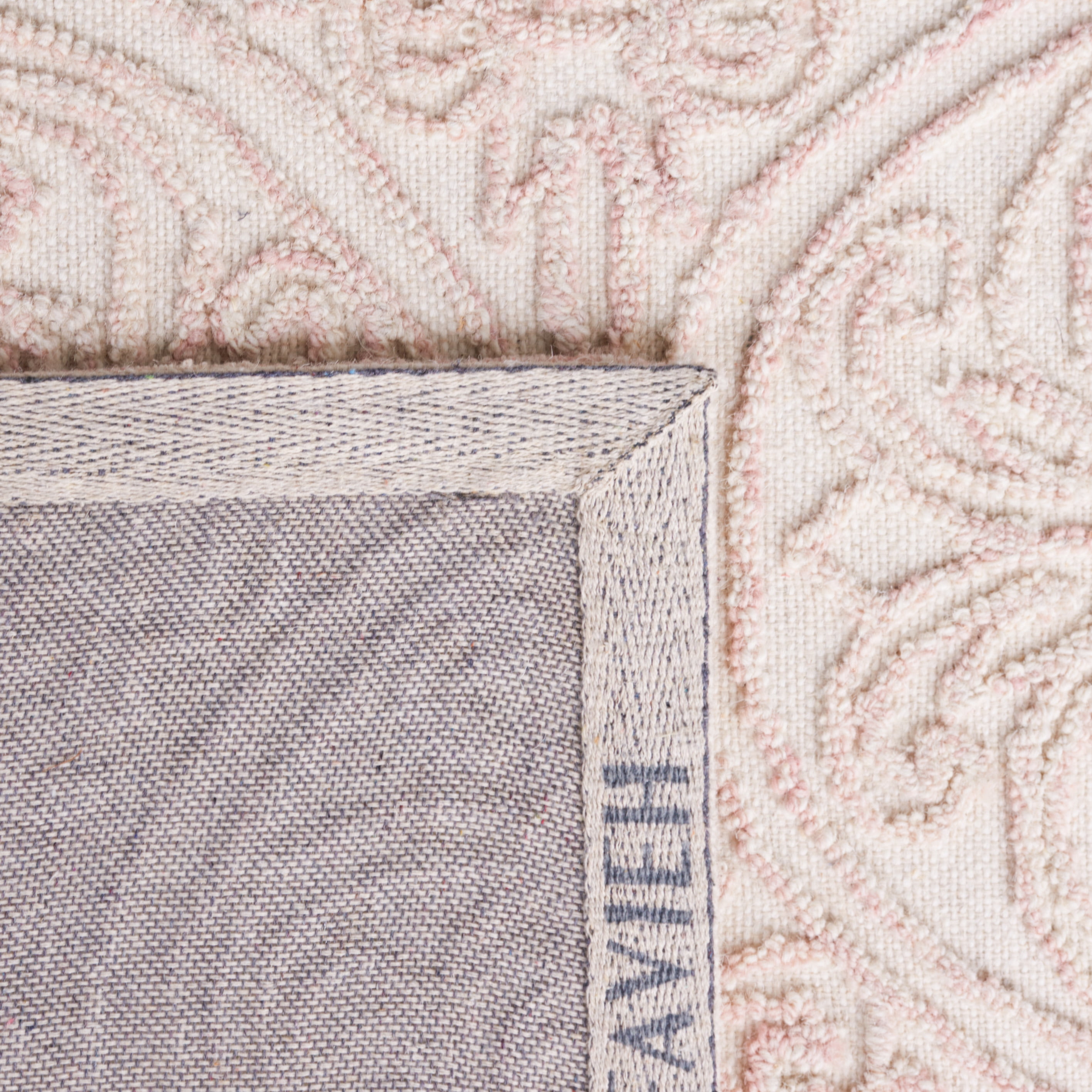 Safavieh Martha Stewart Trace Justina Floral Area Rug, Ivory/Pink, 8' x 8' Round