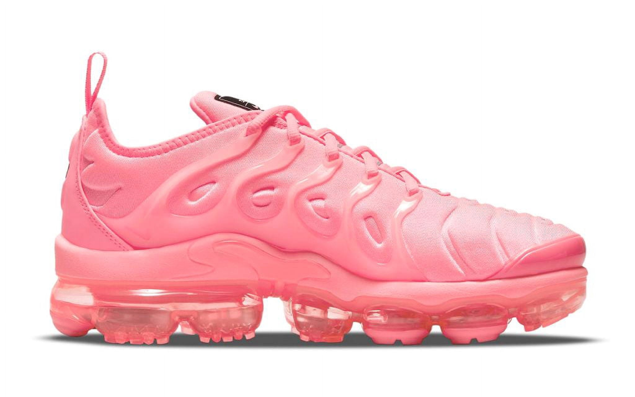 nike vapormax plus black and pink