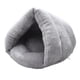 thumbnail image 2 of Cama para perros con forma de zapatilla Cama para gatos Cama para mascotas Nido cálido semicerrado Lavable Portátil Gris claro 50cmx40cm, 2 of 8