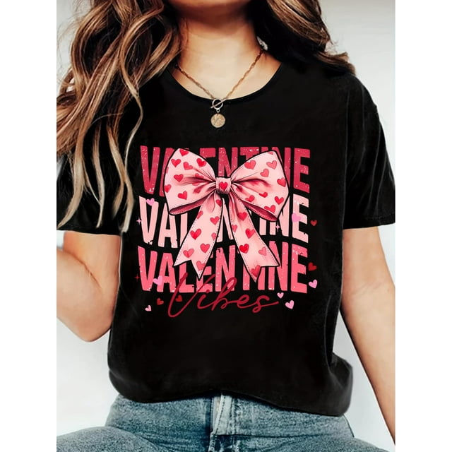Camiseta estampada con lazo "Valentine" - Look informal de verano, suave, cuello redondo en gris jaspeado con detalles en rosa, camisetas informales