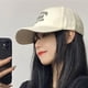 thumbnail image 3 of Gorra de béisbol para hombre y mujer, moda urbana, gorra con visera combinada con letras bordadas simples, estilo coreano, cara pequeña, retro, 3 of 6